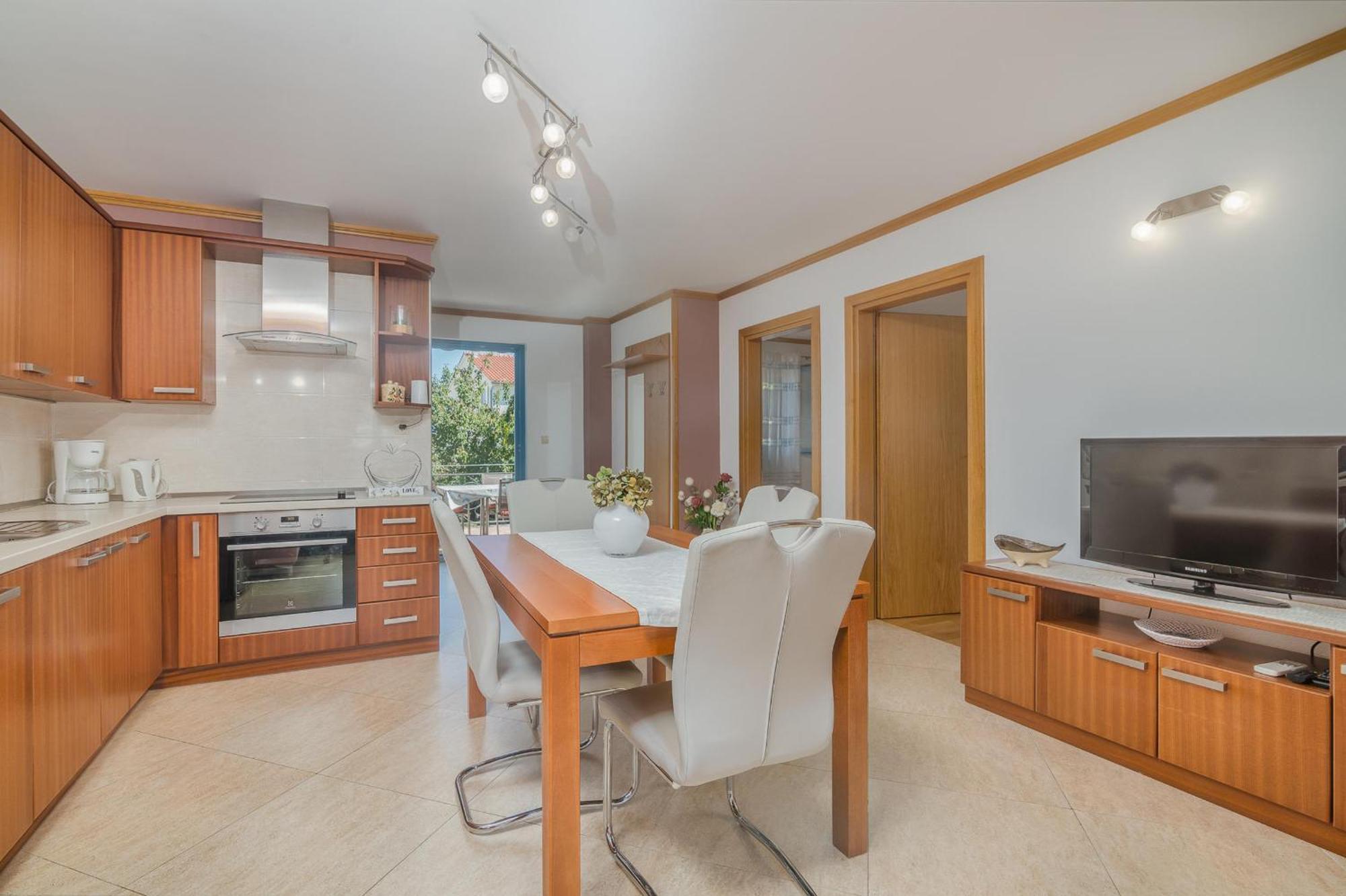 Apartments Prendivoj Malinska Bagian luar foto