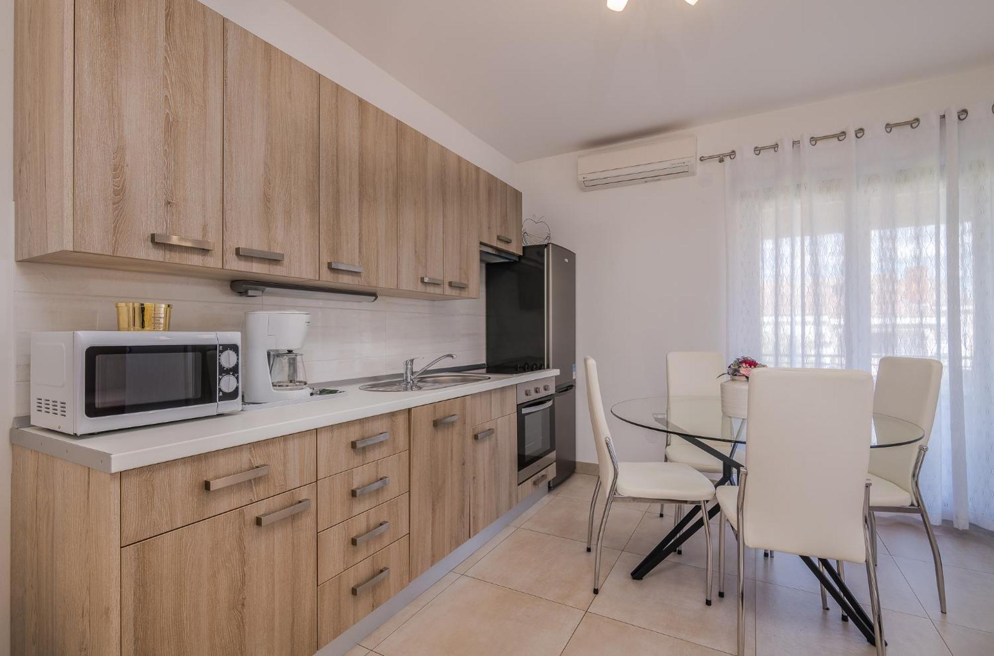 Apartments Prendivoj Malinska Bagian luar foto